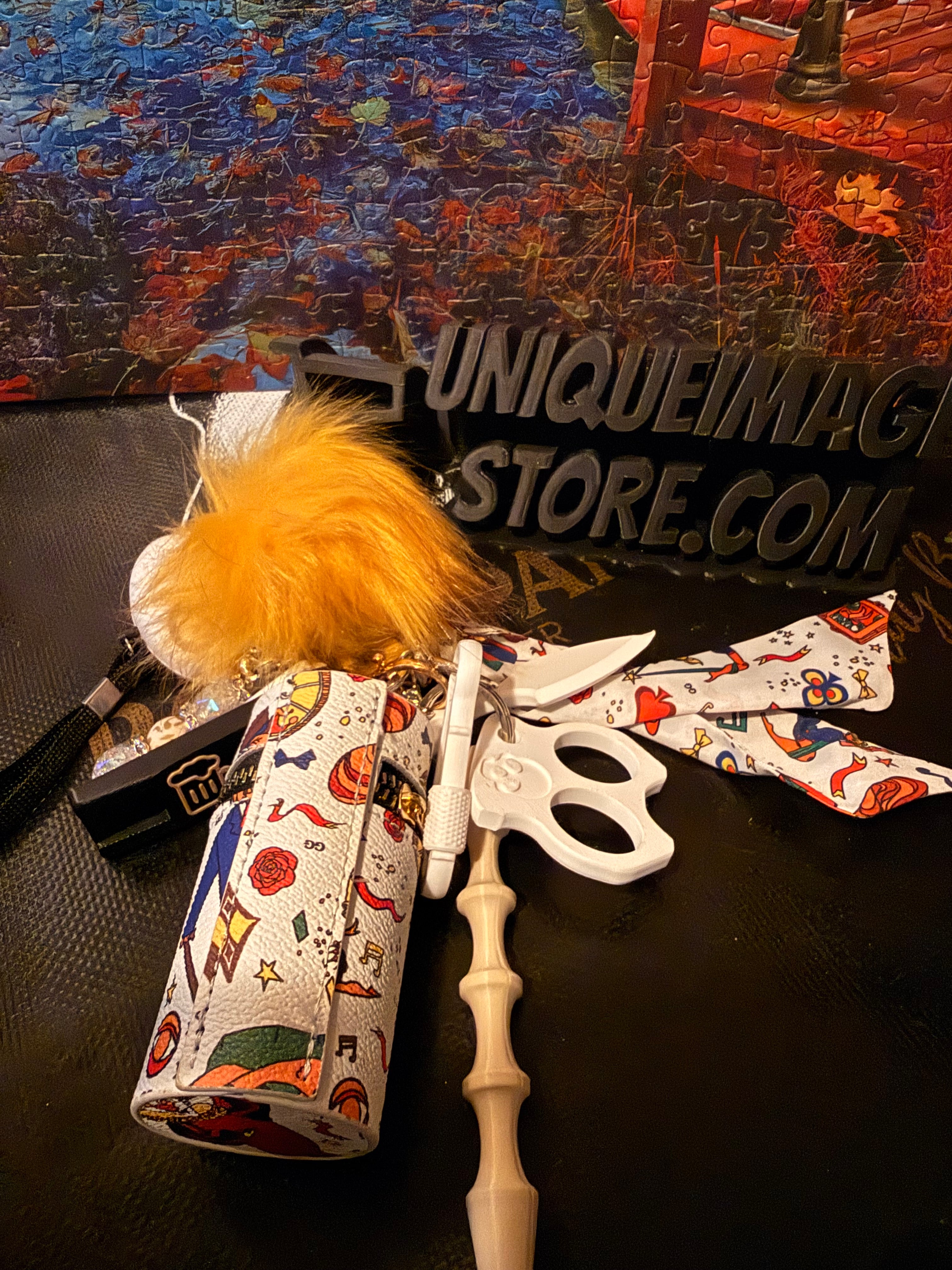 Small Keychain purse/Orange pompom